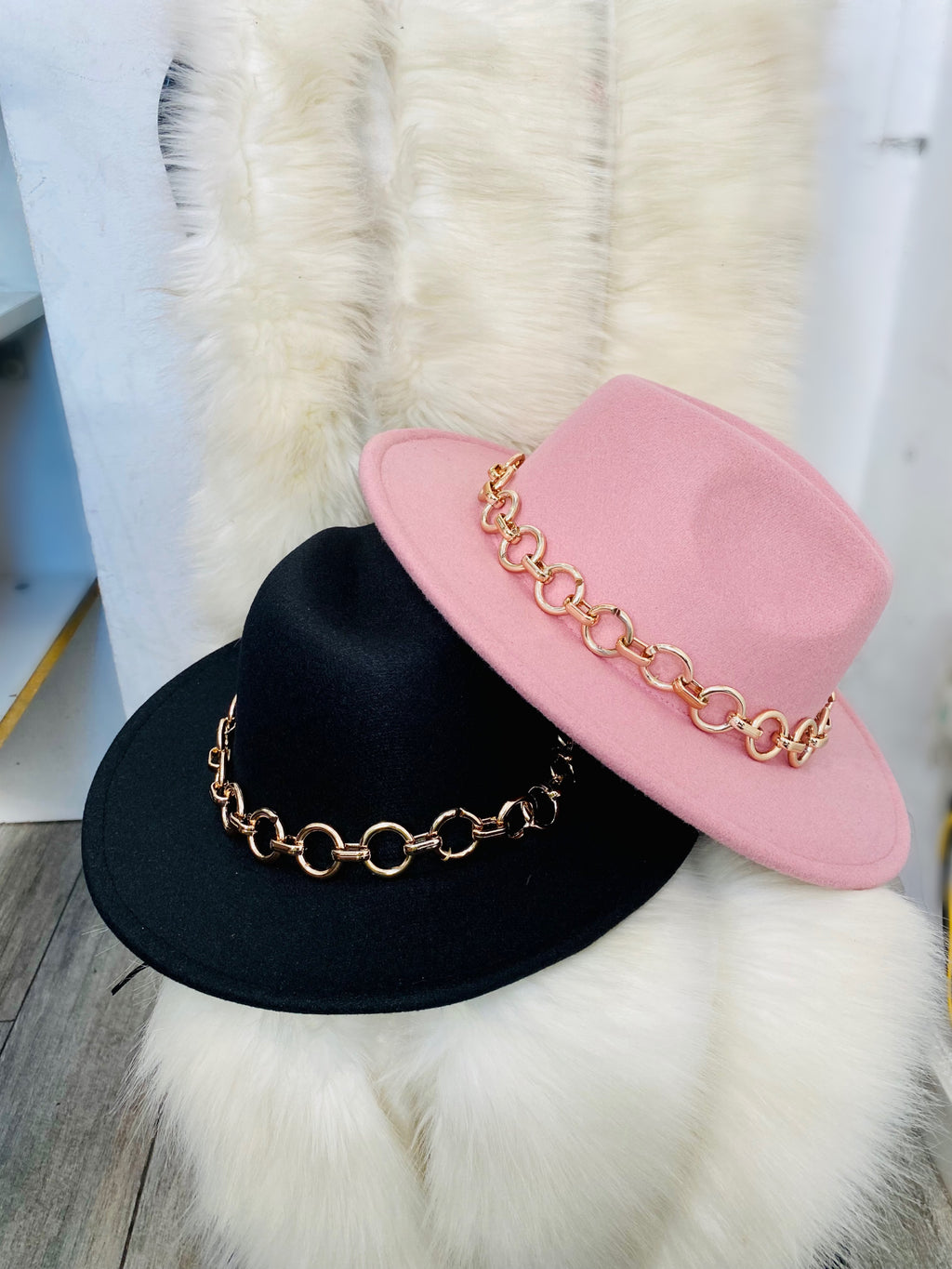 Sombrero Chain